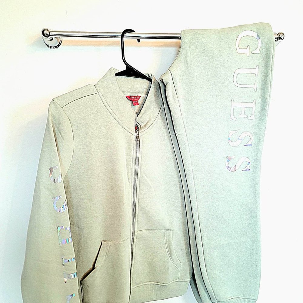 GUESS  2 piece Joie Women's Drawstring Fleece Lined Hoodie & Sweatpants Jogger